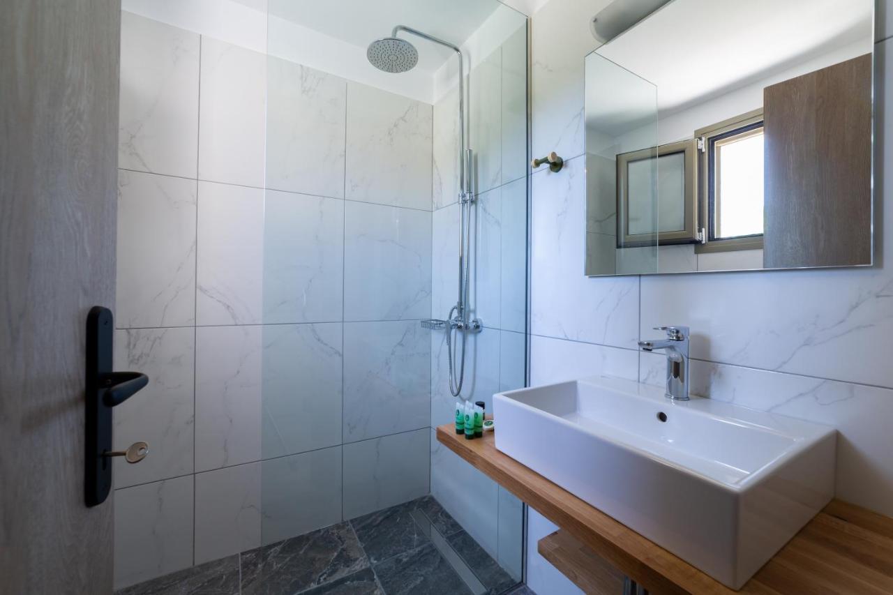 Sky View Suites Kefalonia Vóvikes Extérieur photo