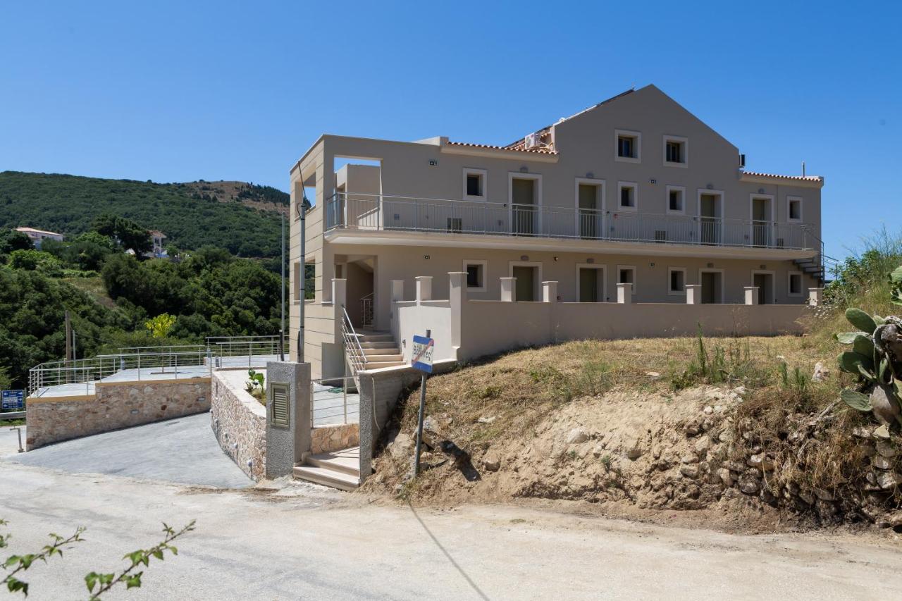 Sky View Suites Kefalonia Vóvikes Extérieur photo